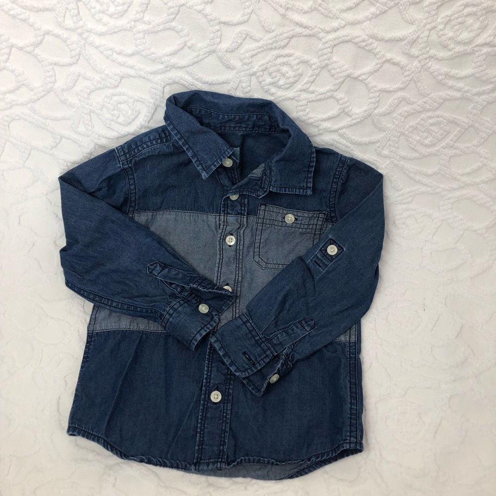 Baby Gap Long Sleeve Shirt  Size 4 Years 100% Cotton But Jean Looking. Unisex